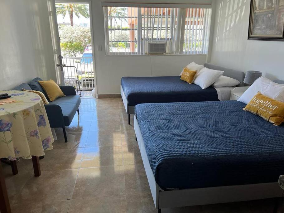 Cozy Affordable Studio Close To The Beach Daire Hallandale Beach Dış mekan fotoğraf